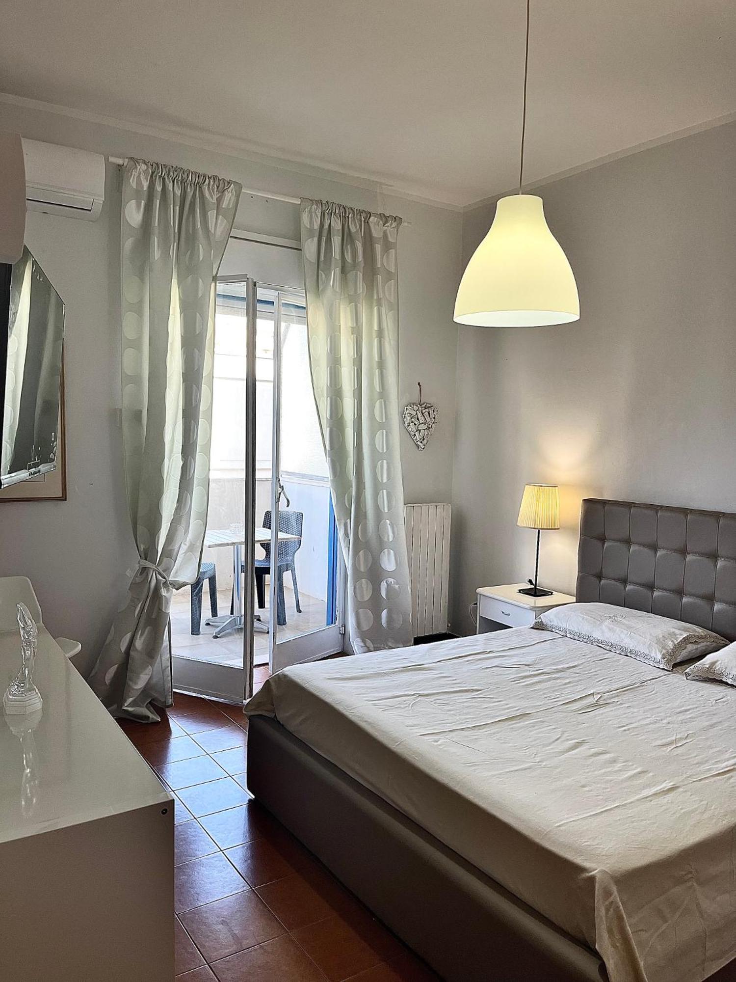 Puglia Low-Cost, Holiday Home Brindisi Kültér fotó